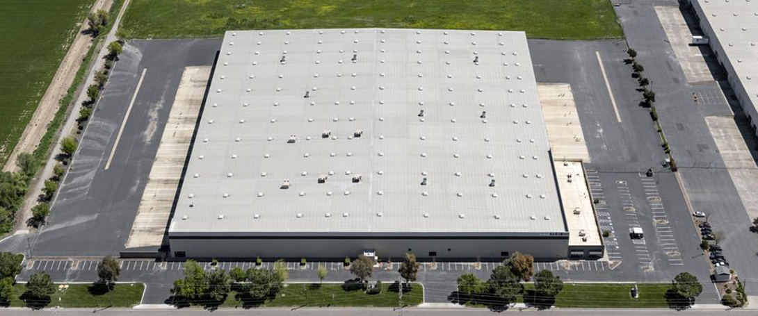 660 North Pioneer Avenue Header